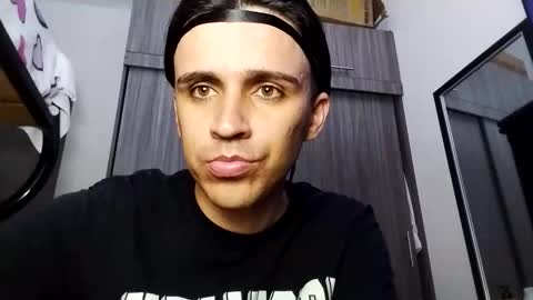 Snapshot of danylano chatting on October 12, 2025, 11:48 pm Daniel online show from October 12, 2025, 11:48 pm