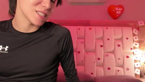 daphne_and_roger online show from February 19, 2026, 10:55 am