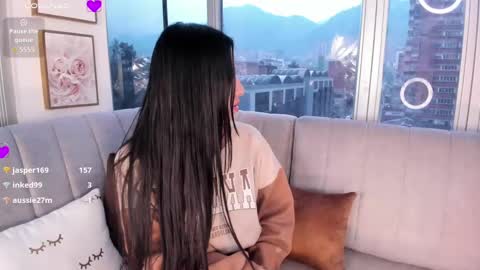 Snapshot of daphne_chers chatting on February 14, 2025, 9:53 pm daphne_chers online show from February 14, 2025, 9:53 pm