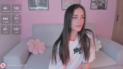 Snapshot of daphne_cooper1 chatting on February 20, 2026, 12:51 am daphne_cooper1 online show from February 20, 2026, 12:51 am