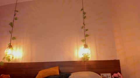 Daphne online show from January 19, 2025, 5:49 pm