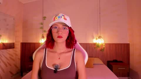 Daphne online show from February 10, 2026, 3:10 am