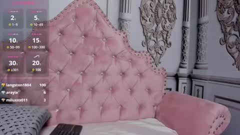 Snapshot of daphne_fox_ chatting on February 10, 2025, 3:32 pm Daphne  online show from February 10, 2025, 3:32 pm