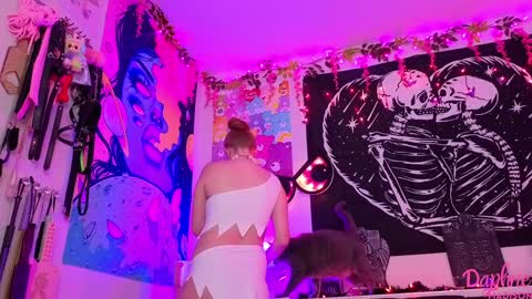 Daphne Madison online show from October 27, 2025, 9:52 pm