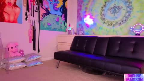 Daphne Madison online show from March 18, 2026, 12:03 am