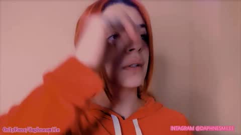 Snapshot of daphnesmile chatting on November 24, 2025, 11:32 am Daphne online show from November 24, 2025, 11:32 am