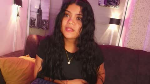 Snapshot of dara_fox7 chatting on March 5, 2026, 12:50 am dara_fox7 online show from March 5, 2026, 12:50 am