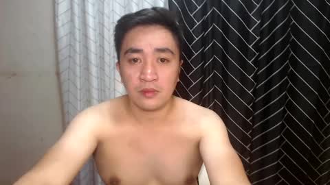 Snapshot of darby1992 chatting on February 17, 2025, 2:26 pm Rob online show from February 17, 2025, 2:26 pm