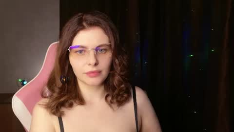 Snapshot of dariapon chatting on July 1, 2026, 7:35 pm dariapon online show from July 1, 2026, 7:35 pm
