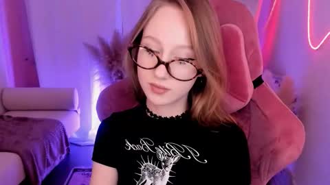 Snapshot of dariatate chatting on December 20, 2025, 12:56 pm Daria Tate online show from December 20, 2025, 12:56 pm