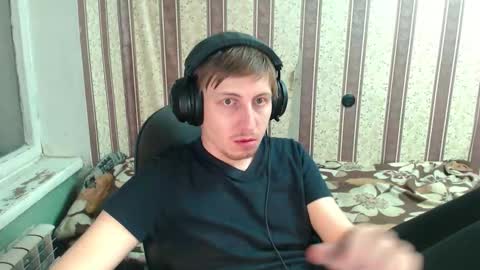 darienlarge online show from November 3, 2025, 2:18 pm