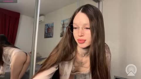 Snapshot of darina_night chatting on March 18, 2026, 7:06 pm Darina Night online show from March 18, 2026, 7:06 pm