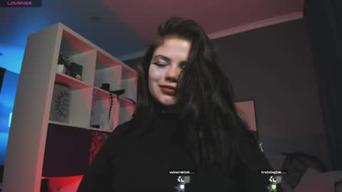 Snapshot of darina_wilson chatting on January 18, 2025, 12:02 am Dari the it woman online show from January 18, 2025, 12:02 am