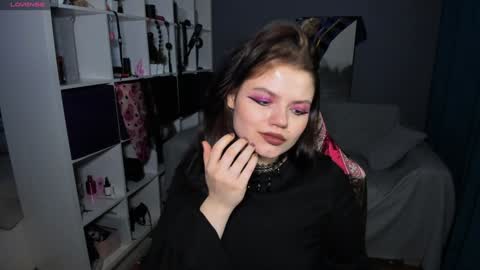 Snapshot of darina_wilson chatting on January 25, 2025, 12:06 am Dari the it woman online show from January 25, 2025, 12:06 am