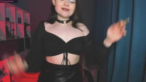 Snapshot of darina_wilson chatting on February 7, 2025, 9:15 pm Dari the it woman online show from February 7, 2025, 9:15 pm