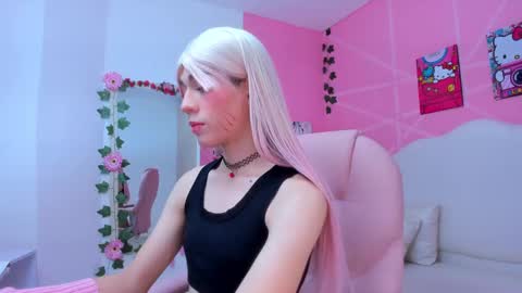 Snapshot of daripqueen chatting on February 13, 2025, 2:42 pm DaripQueen online show from February 13, 2025, 2:42 pm