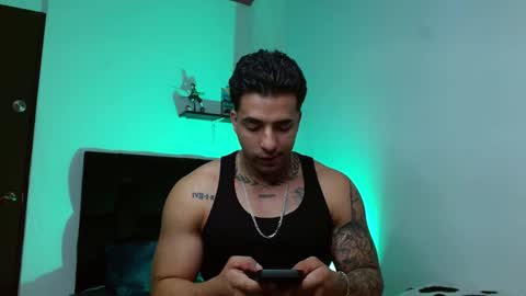 Darius Phoenix  online show from December 18, 2025, 7:09 pm