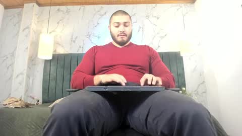 Darius online show from May 12, 2026, 11:18 am