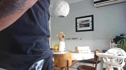 Dark   Knight online show from October 19, 2025, 7:25 pm