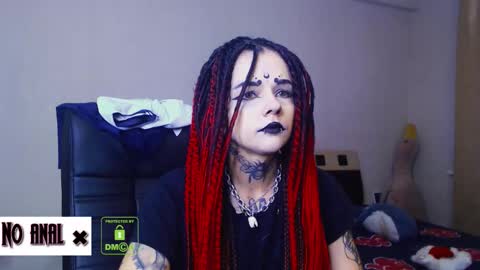Snapshot of dark__elf chatting on September 9, 2025, 9:25 pm Anessa online show from September 9, 2025, 9:25 pm