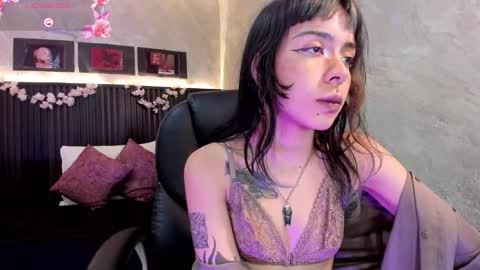 Snapshot of dark__nymph chatting on October 9, 2025, 12:14 pm Dark online show from October 9, 2025, 12:14 pm