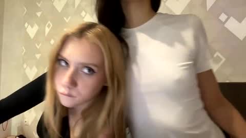 dark cherie  stacy online show from November 22, 2025, 8:19 pm