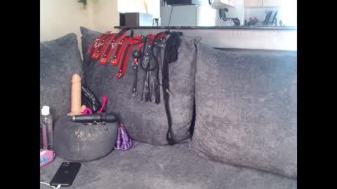 Coco online show from December 21, 2024, 12:59 pm