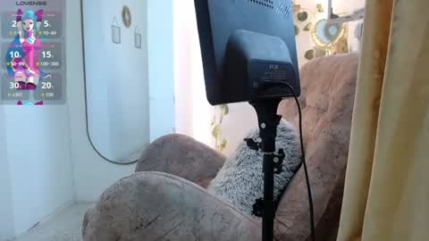 dark_dreams0 online show from July 4, 2026, 7:31 pm