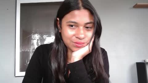 Snapshot of dark_enchantress_ chatting on January 7, 2026, 8:11 pm Sofia online show from January 7, 2026, 8:11 pm