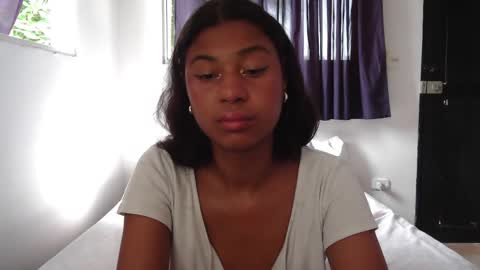 Snapshot of dark_enchantress_ chatting on March 8, 2026, 4:22 pm Sofia online show from March 8, 2026, 4:22 pm