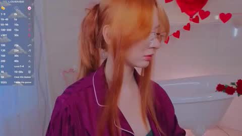 Lola online show from February 19, 2026, 1:56 am