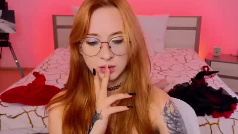 Snapshot of dark_lola_ chatting on June 26, 2026, 2:16 am Lola online show from June 26, 2026, 2:16 am