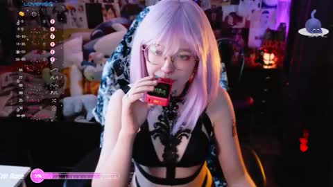 Snapshot of dark_lucious chatting on January 3, 2025, 3:44 pm Lucious Foijieh online show from January 3, 2025, 3:44 pm