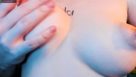 Snapshot of dark_lucious chatting on January 8, 2025, 8:29 pm Lucious Foijieh online show from January 8, 2025, 8:29 pm