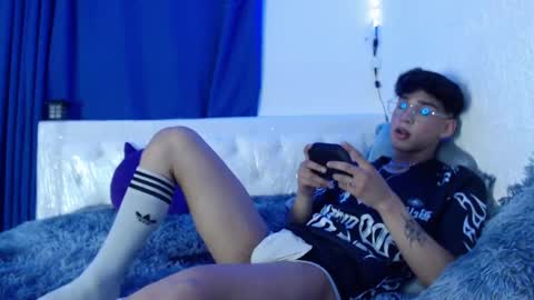 Snapshot of darkboy26_ chatting on January 14, 2025, 1:04 am Blake online show from January 14, 2025, 1:04 am