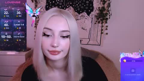 Snapshot of darklovebby chatting on February 10, 2025, 5:25 am Lana Jack and Tom online show from February 10, 2025, 5:25 am