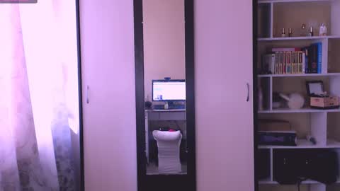 Snapshot of darklovebby chatting on March 3, 2025, 9:33 am Lana Jack and Tom online show from March 3, 2025, 9:33 am