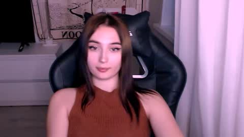 Snapshot of darklovebby chatting on October 4, 2025, 11:52 am Lana Jack and Tom online show from October 4, 2025, 11:52 am