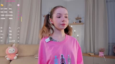 Elizabeth online show from November 15, 2025, 9:21 pm