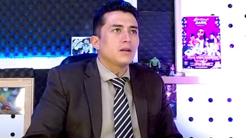 DARKO0717 online show from January 24, 2025, 3:34 pm