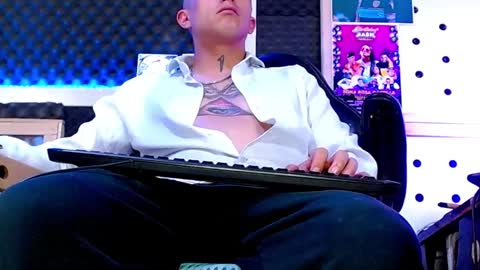 DARKO0717 online show from February 8, 2025, 1:54 am