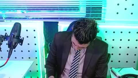 DARKO0717 online show from December 15, 2025, 11:03 am