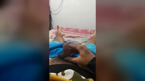 darkr_ider online show from June 24, 2026, 4:00 am