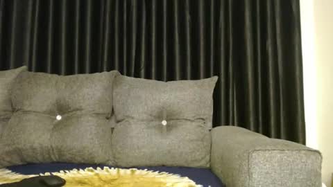 darktanqueen online show from March 3, 2026, 3:12 am