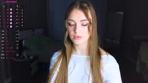 Snapshot of darlina_ryan chatting on December 1, 2025, 12:32 pm Darlina online show from December 1, 2025, 12:32 pm