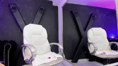 Snapshot of darlingbdsm_ chatting on February 26, 2025, 6:32 pm Darling online show from February 26, 2025, 6:32 pm