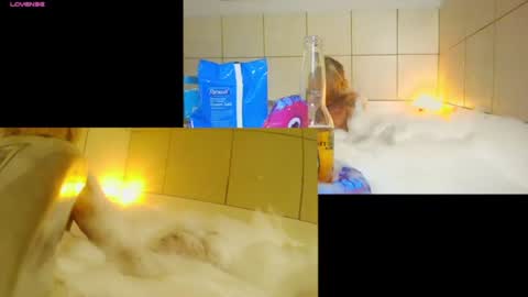 Snapshot of darnette_daisy chatting on November 28, 2025, 10:51 am darnette_daisy online show from November 28, 2025, 10:51 am