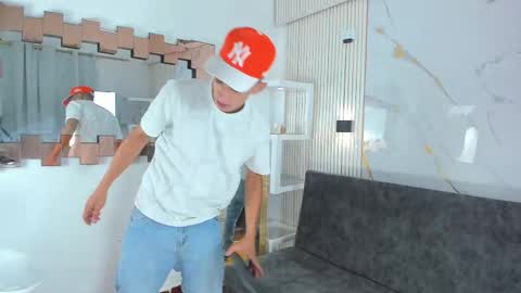 darwin_ggh online show from November 12, 2025, 7:31 am