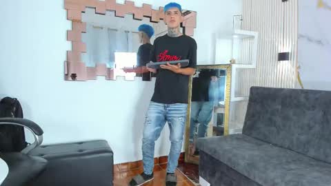 darwin_ggh online show from November 21, 2025, 8:02 am