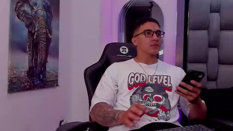 Snapshot of dash_bukoski chatting on February 2, 2026, 2:16 pm Dash online show from February 2, 2026, 2:16 pm